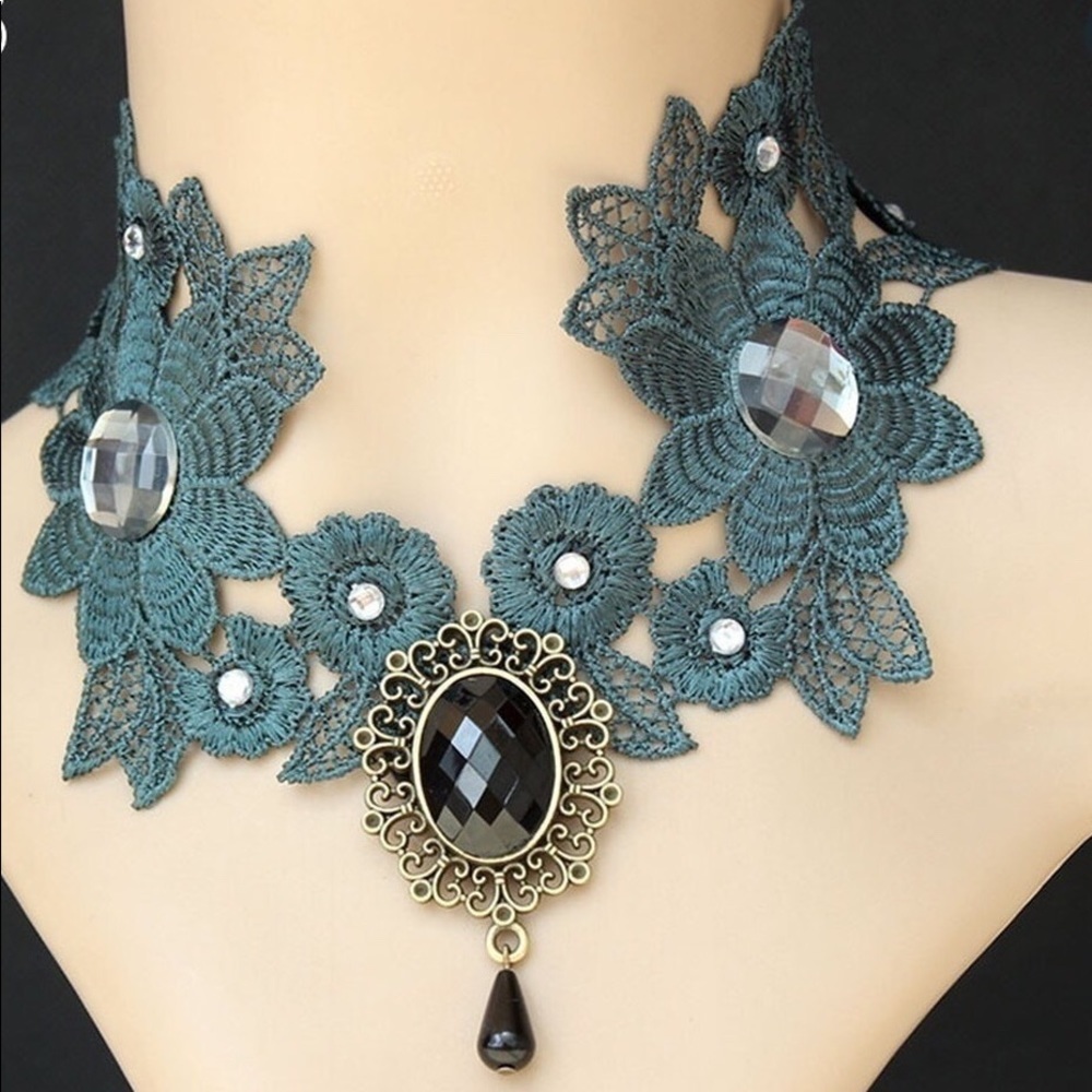Vintage Lace Choker